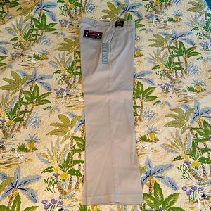 Roundtree & Yorke Flat Front Stone colored pants!